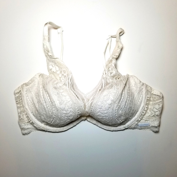 Calvin Klein Lace Demi Bra - Picture 1 of 5